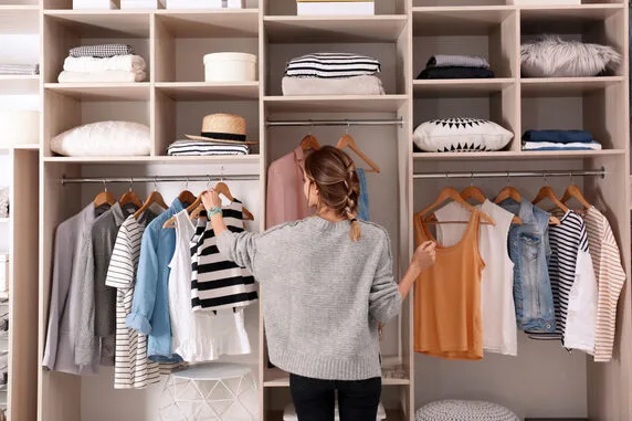 10 Cách Sắp Xếp Tủ Quần Áo Ngăn Nắp, Gọn Gàng